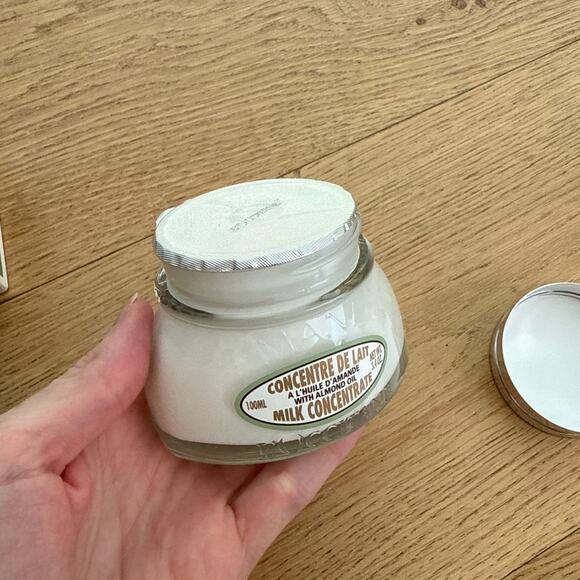 L'Occitane Body Cream Almond Milk 3.1 oz / 100ml - Picture 2 of 2